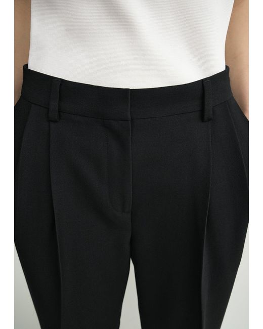 Totême  White Double-Pleat Tailored Trousers