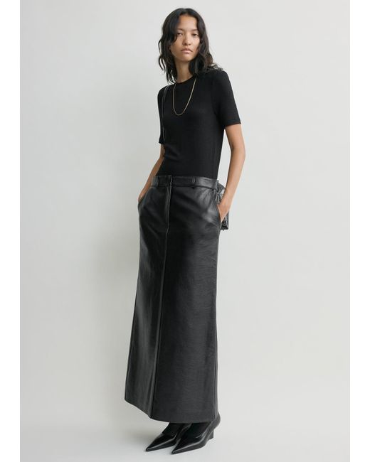 Totême Black Classic Jersey Tee
