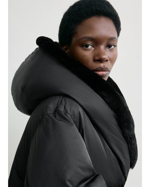 Totême Black Cinched Puffer Jacket