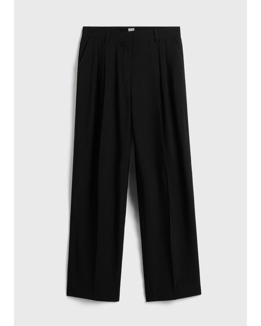 Totême Black Double-Pleat Fluid Trousers