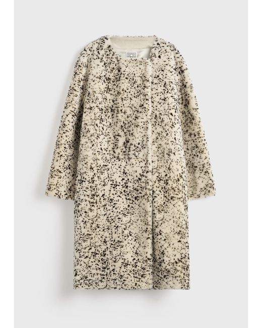 Totême  Natural Stracciatella Shearling Coat