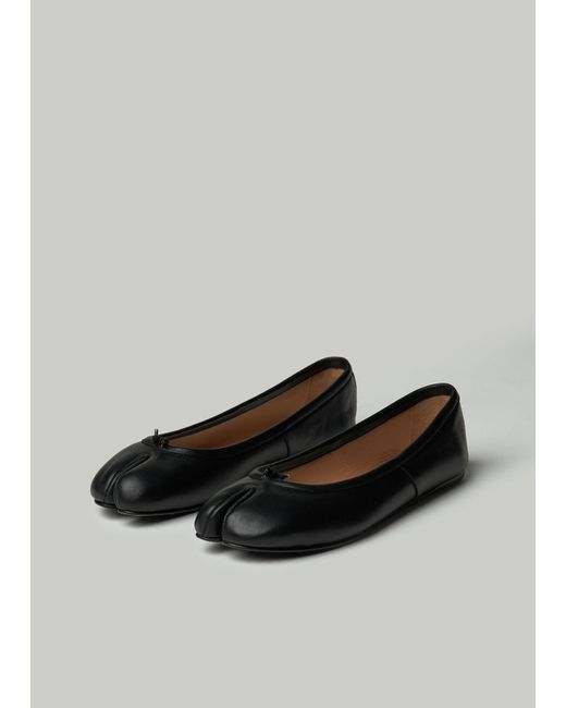 tabi flat shoes