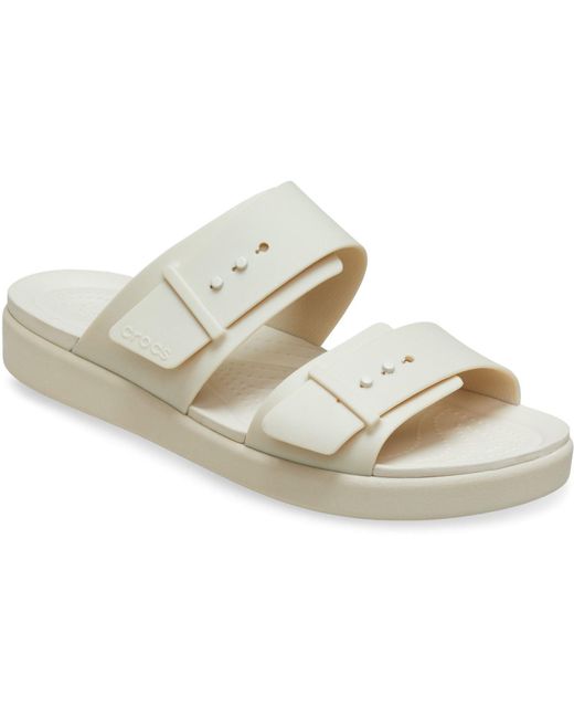CROCSTM Metallic Brooklyn Buckle Sandstein Sandalen