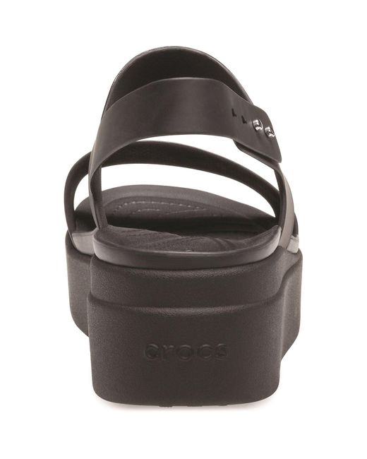 CROCSTM Brown Brooklyn Low Wedge Sandalen Aus Thermoplastischem Material