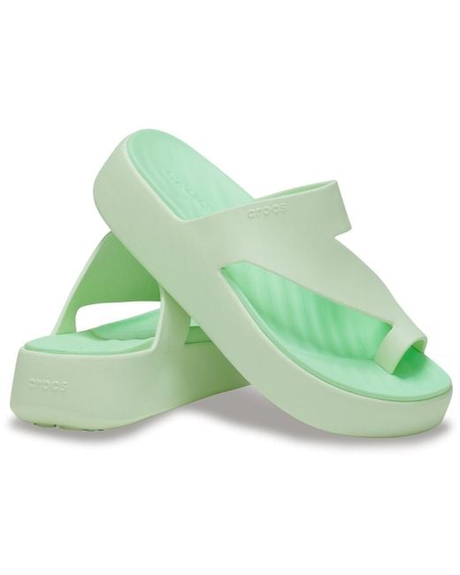 CROCSTM Green Getaway Platform Thermoplastic Jade Tint Sandals