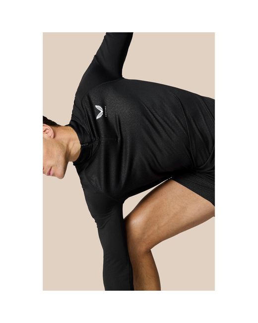 Castore Black Adapt 1/4 Zip Top Polyester Activewear T-Shirts for men