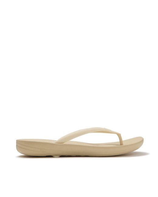 Fitflop Natural Iqushion X Pantone Flip-Flops