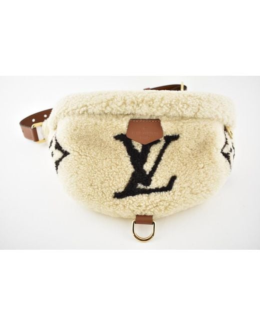 Louis Vuitton Belt Bumbag Teddy Fleece Beige Lv Logo Fanny Pack Waist Monogram Shearling Cross ...