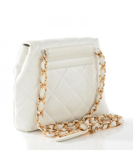 chanel fanny pack white