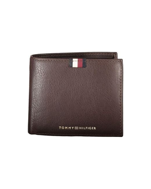 Tommy Hilfiger Brown Elegant Leather Bi-Fold Wallet for men