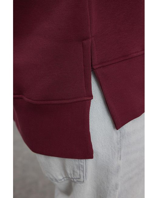 Trendyol Red Weinrotes Fleece-Sweatshirt Mit Rundhalsausschnitt, Dicke Innenseite, Normale Passform, Twoaw25Sw00169 Für Damen