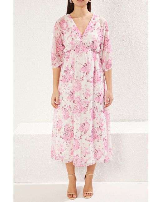 Trendyol Pink Abstraktes, Gemustertes, Tailliertes Maxi-Chiffon-Geflochtenes Kleid Für Damen