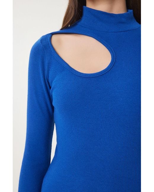 Happiness İstanbul Blue Dunkelblau-Weiße 2Er-Packung Mit Ausgeschnittenen, Detaillierten Gerippten Strickblusen Für Damen
