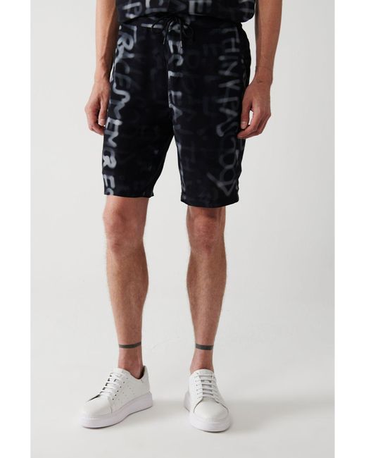 AVVA Schwarze Shorts Aus 100 Viskose Mit Seitentaschen Und Schnürung An Der Taille A31Y3715 Für Herren in Black für Herren