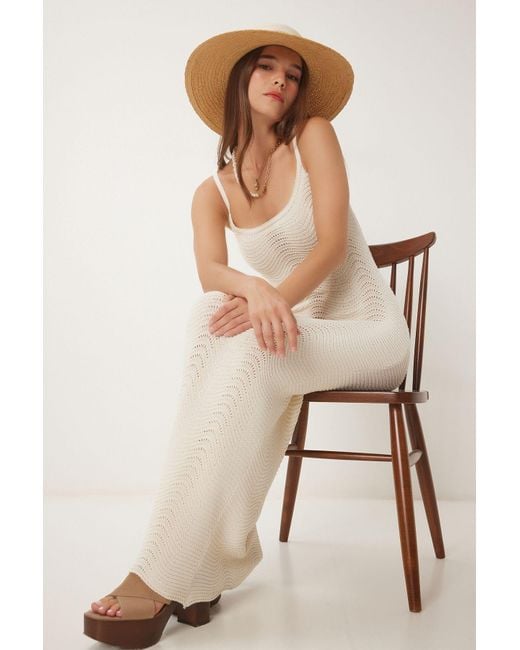 Happiness İstanbul Natural Leichtes, Durchsichtiges Sommer-Strickkleid Mit Cremefarbenen Trägern Für Damen