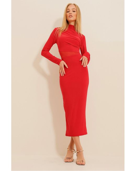 Trend Alaçatı Stili Red Es midikleid mit hohem kragen, drapierter taille und detailliertem tüll