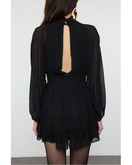 Edit by Trendyol Black Schwarzes, Gewebtes, Kurzes Chiffon-Kleid Mit A-Linien-Futter Für Damen