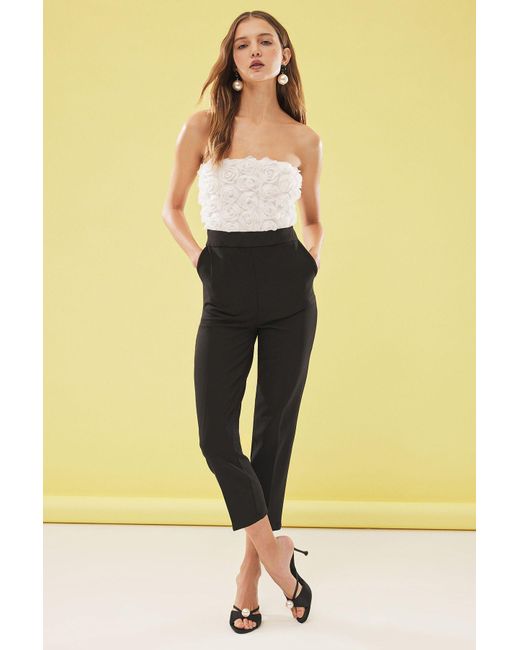 Trendyol Yellow Weißer Gewebter Overall Mit 3D-Rosendetails Für Damen