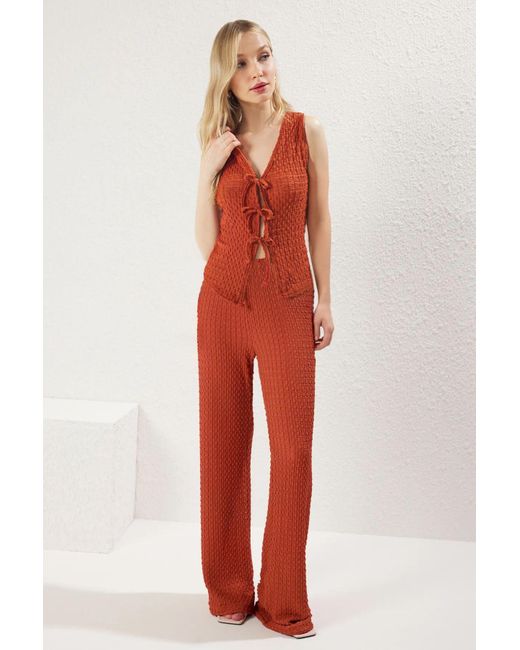 Trendyol Red Strickbluse Mit Flexibler Fliesenstruktur Und Bindedetail – Für Damen