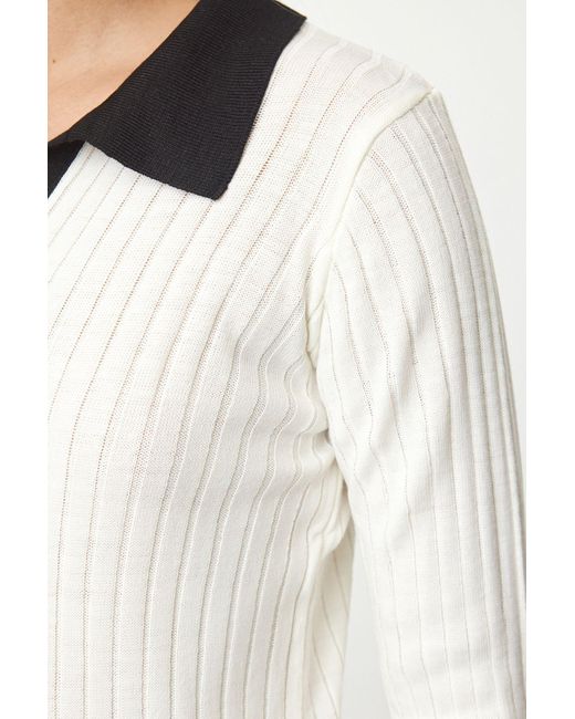 Trendyol White Ecrufarbener Strickpullover Mit Polokragen Farbblock, Twoaw25Kz00040 Für Damen
