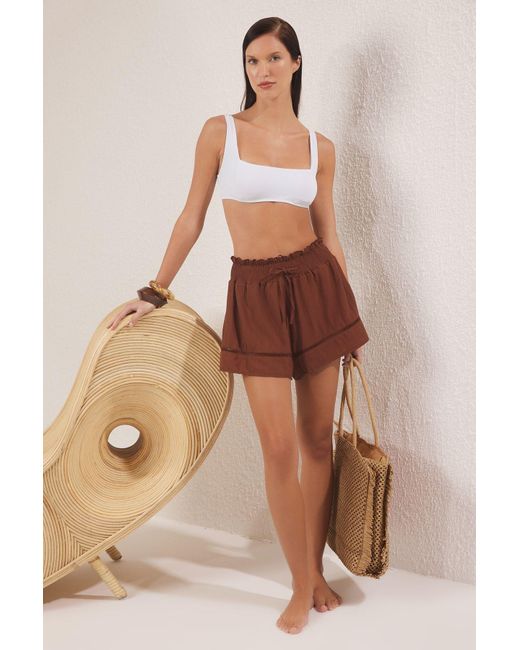 Trendyol Natural Braune Gewebte, Strukturierte Strandshorts Mit Streifen-Accessoires Für Damen