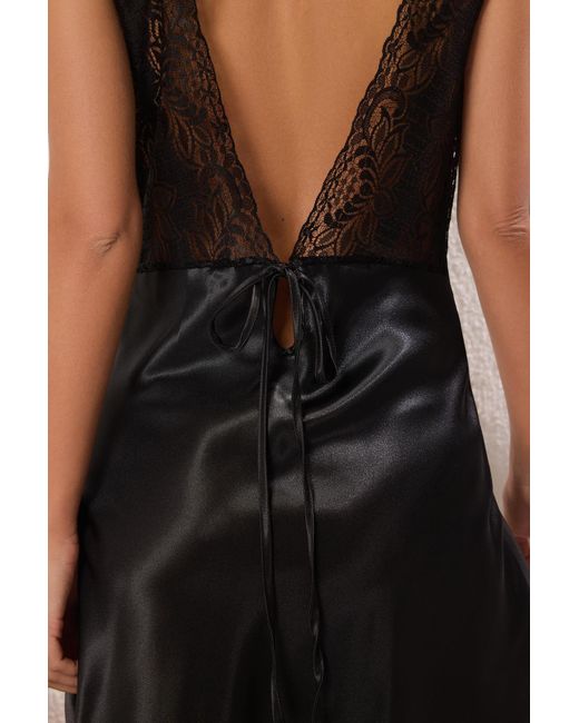 Trendyol Black Schwarzes, Gewebtes Satin-Nachthemd Mit Spitze Und Rückendetail Für Damen