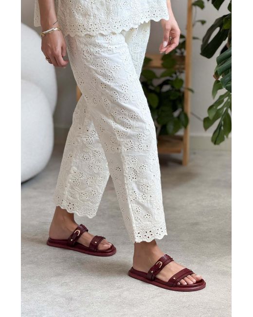 NİŞANTAŞI SHOES Multicolor Zizi Burgundy Matte Schnalle Detaillierte Doppel Band Flache Sohle Hausschuhe Für Damen