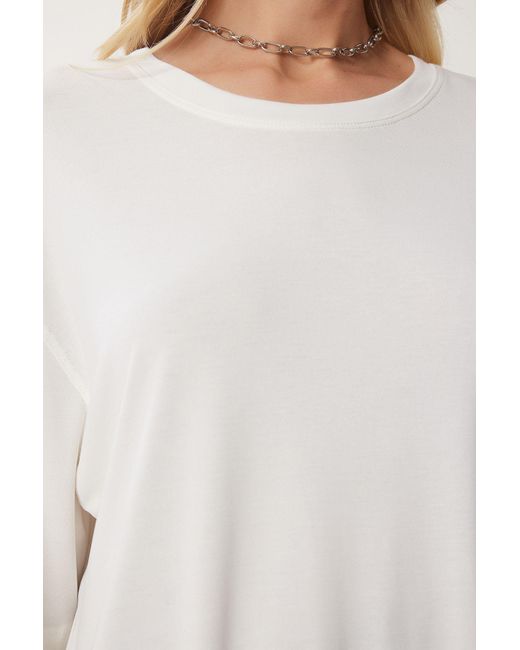 Happiness İstanbul White Bone Oversize Basic Modal T-Shirt Für Damen