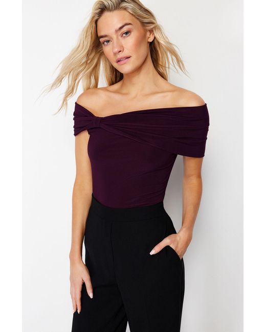 Trendyol Purple Flexibler Gestrickter Madonna-Kragen Carmen-Kragen Pflaumen-Crop-Bluse Für Damen