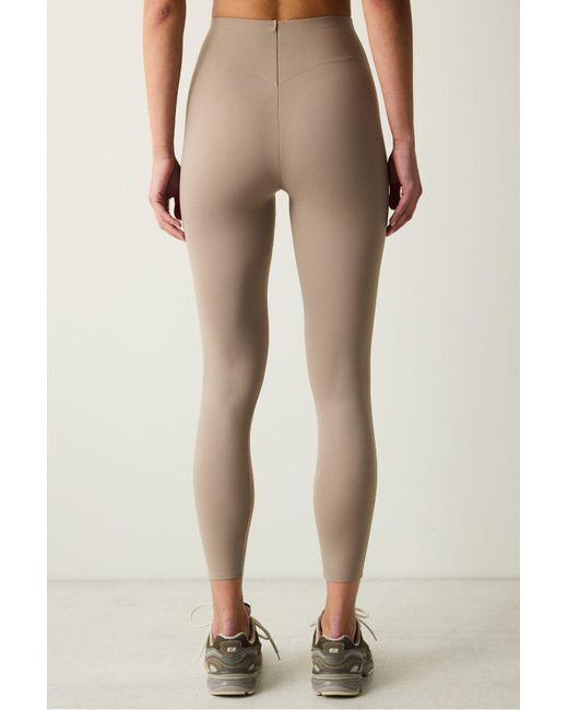 Penti Natural Nerzfarbene, Knöchellange Leggings Mit Hoher Taille Und Seitennaht, Detailliertes Stretching Auf Beiden Seiten Für Damen