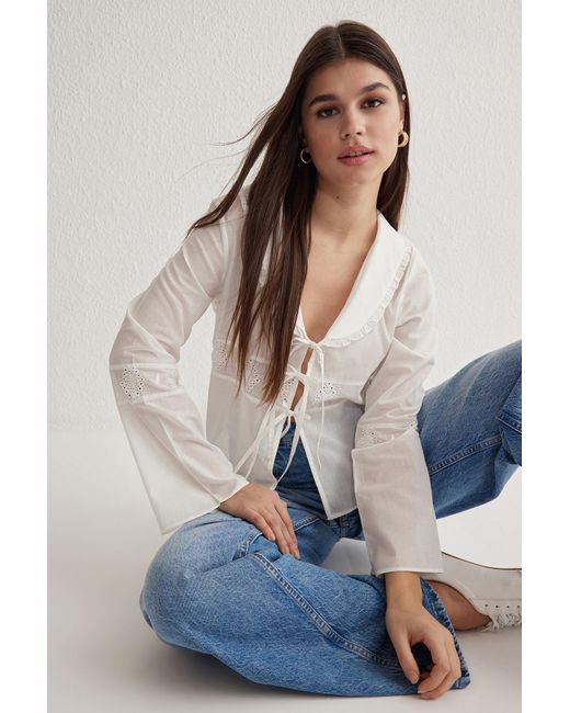Trendyol Blue Weißes Bebe-Hemd Mit Kragen Und Schnürung Vorne Für Damen