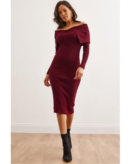 Olalook Red Strickkleid Mit Madonna-Ausschnitt