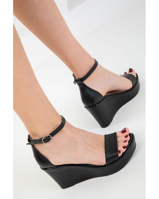 Soho Black Schwarze Schuhe Mit Keilabsatz Für Damen