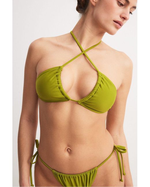 NA-KD Green Umgedrehtes triangel-bikinioberteil
