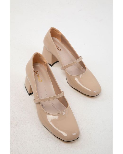 Soho Natural Klassische Schuhe Mit Absatz Aus Lackleder – Ten Für Damen