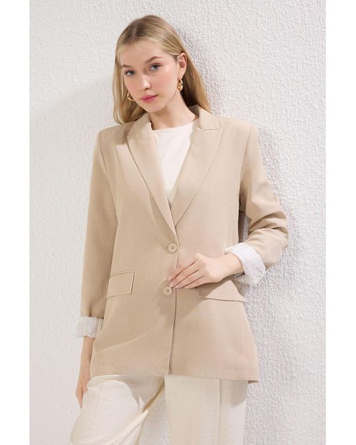 Trendyol Natural Nerz Gestreifte, Detaillierte, Normale Blazerjacke Für Damen