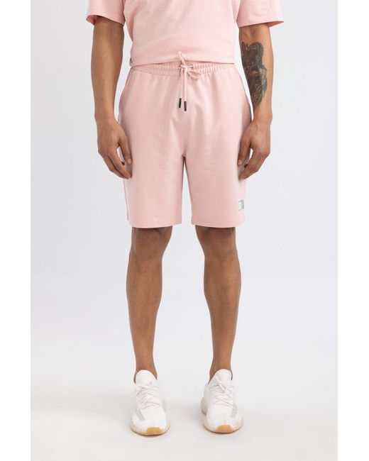Defacto Fit slim fit shorts mit kurzem bein in Pink für Herren