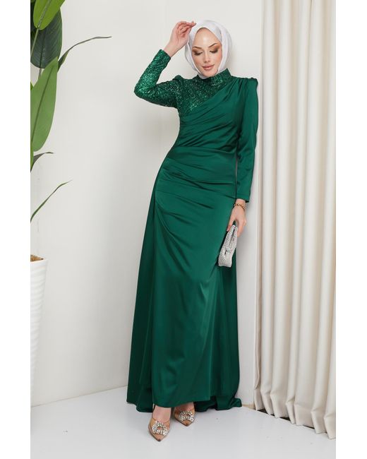 Olcay Green Abendkleid aus paillettentüll und satin mit volant-detail auf der vorderseite