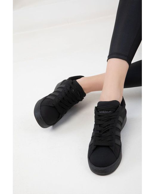 Soho Black Schwarzer Sneaker Für Damen