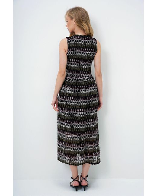 Trend Alaçatı Stili Green Khakifarbenes Kleid Mit Dickem Trägermotiv Und Besticktem Futter