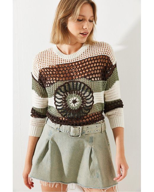 Bianco Lucci Gray Strickpullover Mit Rundhalsausschnitt Und Durchbrochenen Perlen Für Damen