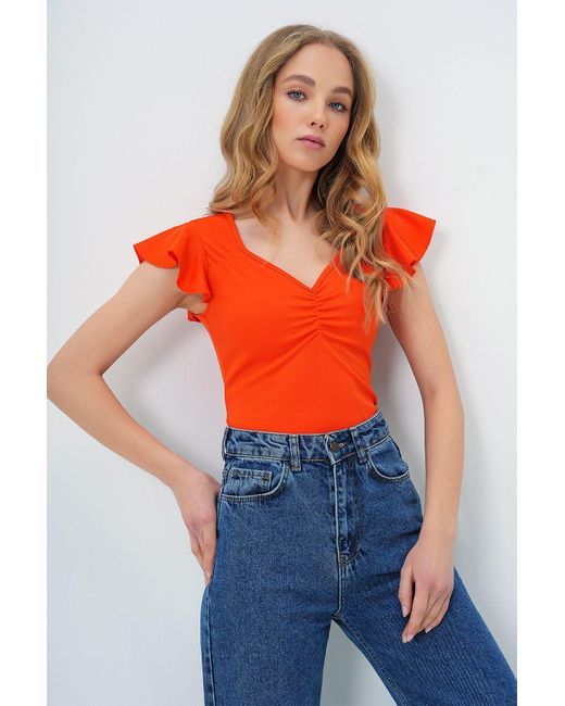 Trend Alaçatı Stili Orangefarbene Bluse Mit Rüschen Und Herzförmigem Ausschnitt – Für Damen