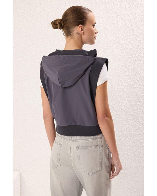 Trendyol Gray Anthrazitfarbene, Kontrastierende Garni-Strickweste Mit Detaillierter, Regulärer/Normaler Passform Für Damen