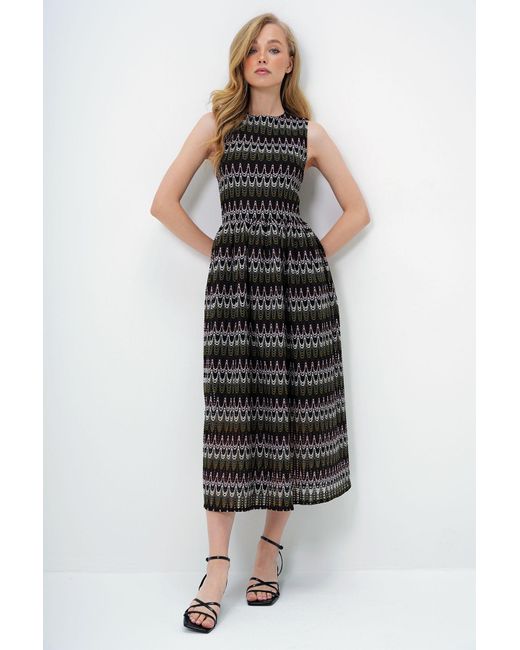 Trend Alaçatı Stili Green Khakifarbenes Kleid Mit Dickem Trägermotiv Und Besticktem Futter