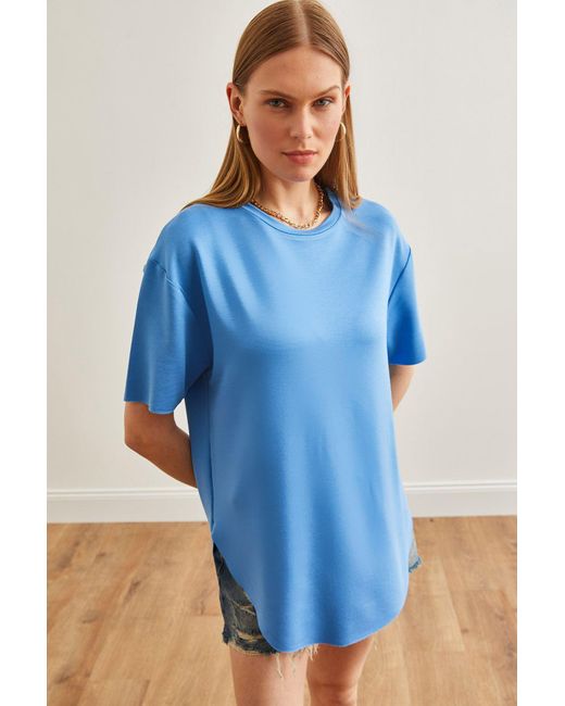 Olalook Blue Indigo modal geknöpftes weiche textur sechs ovale t-shirt