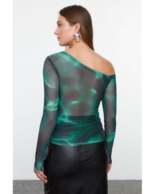 Trendyol Multicolor Mehrfarbige, Figurbetonte, Asymmetrische Tüllbluse Mit Gefüttertem Ausschnitt Für Damen