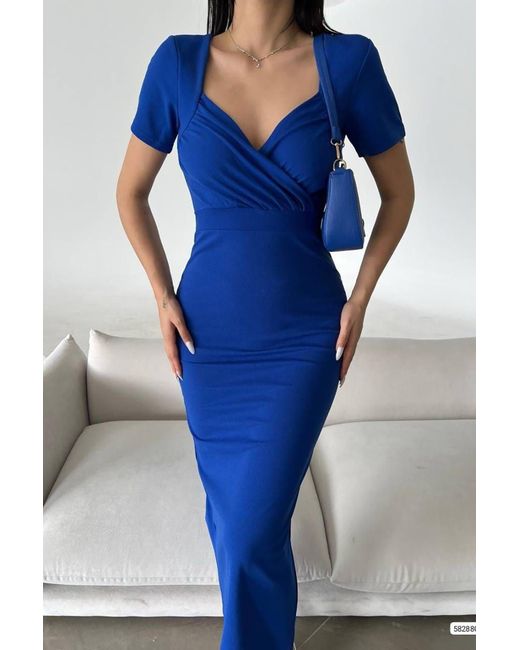 Deafox Blue Saks Midi-Kleid Aus Blauem Kreppstoff – Zweireihiger Kragen, Kurze Ärmel Für Damen