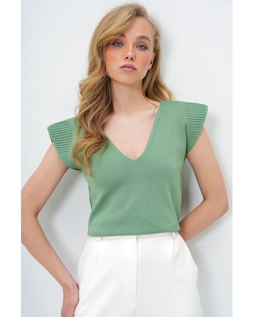 Trend Alaçatı Stili Green Grüne Sommer-Strickbluse Mit V-Ausschnitt Vorne Und Hinten Für Damen