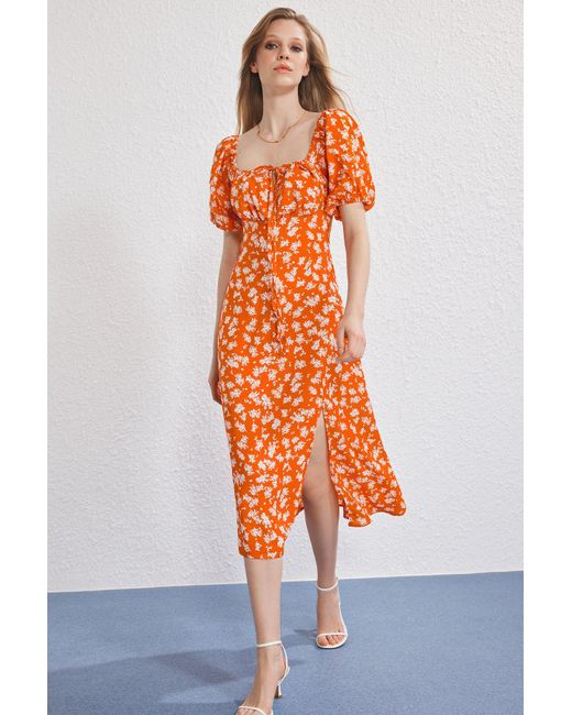 Trendyol Orangefarbenes, Gewebtes Midi-Kleid Mit Blumenmuster Für Damen
