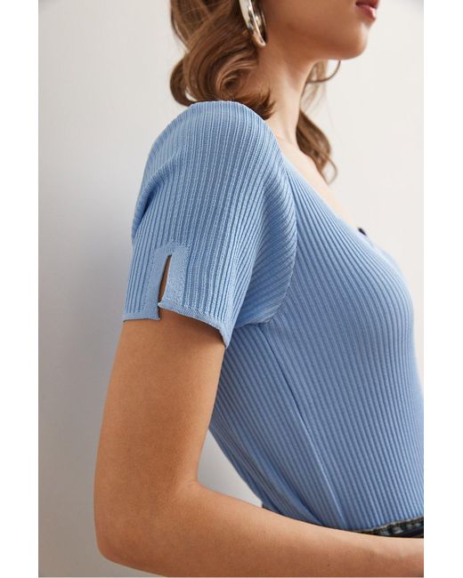 Olalook Blue Babyblaue Strickbluse Mit Ausschnitten Am Ausschnitt Und Ärmeln Blz- 19002884 Für Damen